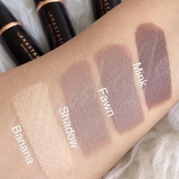⭐️2/$30⭐️ Anastasia Stick Contour + Hightlight - Shadow - Picture 4 of 4